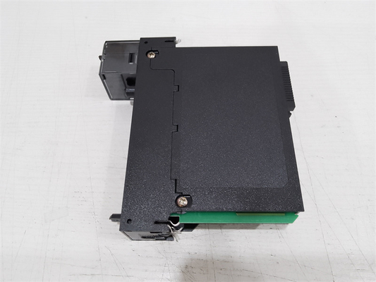 Allen-Bradley 1756-OB8 ControlLogix Digital DC 8 modul keluaran 24VDC