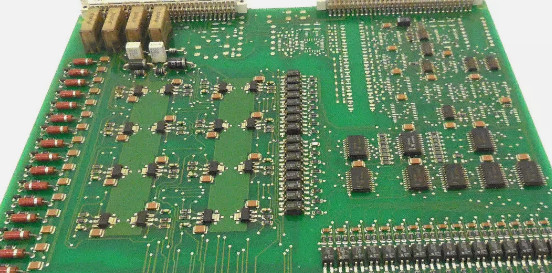 ABB 8IAB03 GJR2392500R1210 Output Module Binary 16 saluran Dengan 1 DO untuk 24 V, 100 mA