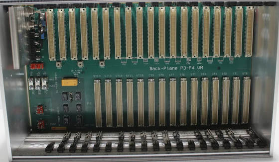 ABE040 204-040-100-012 Sistem Rak 19 &quot;Rak Dengan Tinggi 6U