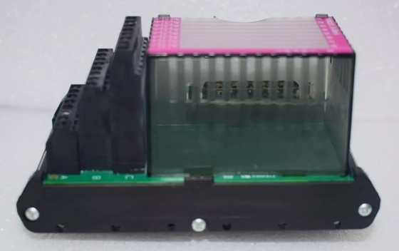 Foxboro P0916AA FBM201 /B/C/D Analog Input Module berisi delapan saluran analog Input menerima A 2 kabel