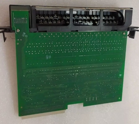 IC697MDL653 GE Modul Masukan Diskrit 24 Volt DC Logika Positif / Negatif 32 poin