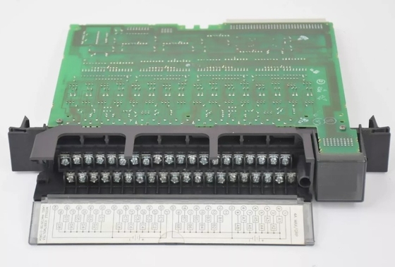 IC697MDL753 GE Discrete Output Module 5/48 Volt DC 0.5 Amp Logika Negatif Modul Keluar 32 Titik