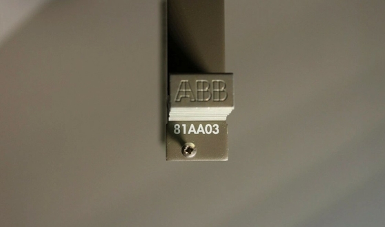 81AA03A-E GJR2394100R1210 Modul output ABB Modul IO Analog IO