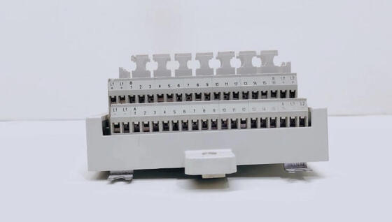 TU844 3BSE021445R1 ABB Unit Pemutusan Modul I/O untuk Slot Shunt Stick 