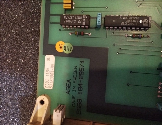 DSDI115 ABB Unit Input Digital 32Ch 24VDC PLC Suku Cadang 57160001-NV