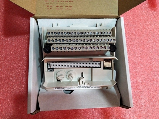 TU830V1 ABB S800 Unit Terminasi Modul Diperpanjang 2x16 Terminal Sinyal 3BSE013234R1