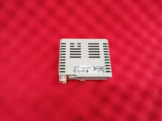 DO820 ABB S800 I/O 8 Saluran Output Modul 230V Abb Proses Otomasi 3BSE008514R1