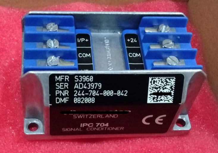 IPC704 244-704-000-042 Kondisioner Sinyal Untuk Sensor Bahan Piezoelektrik Standar