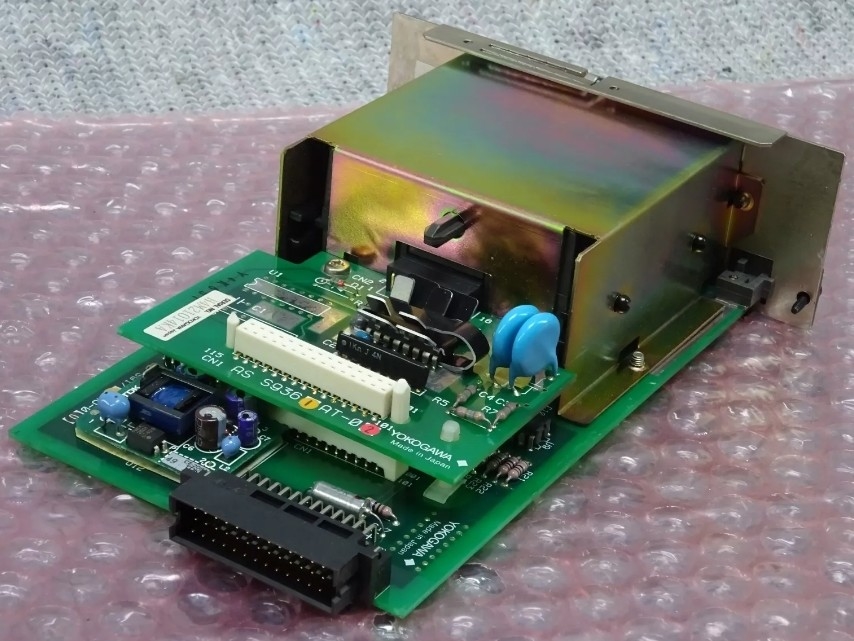 AIP571 YOKOGAWA Transceiver Listrik RIO I / O Modul Field Control Unit V-net Control Bus 24 V DC