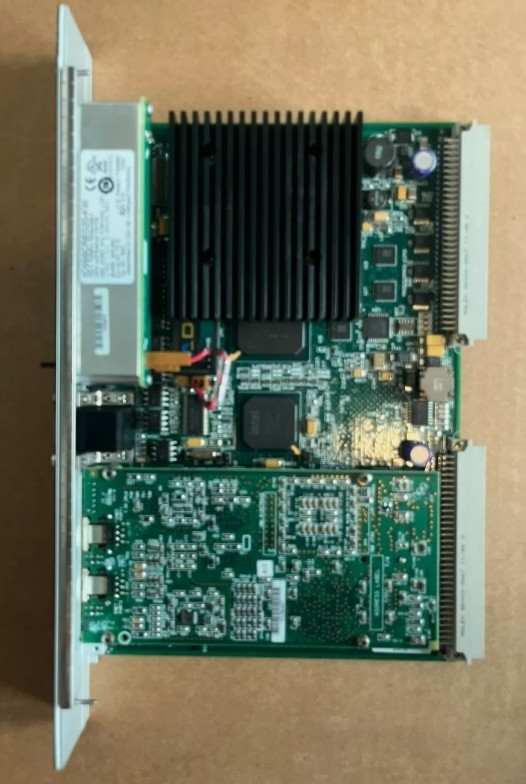 IC698CRE020 GE CPU Module 700 MHz PAC Systems RX7i CPU Dengan Firmware Versi 2.01