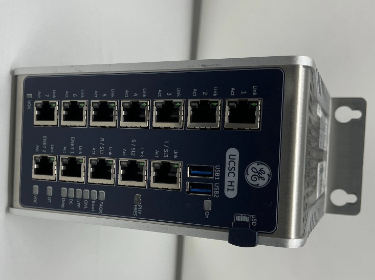 Pengendali GE Mark VIe IS420UCECH1B